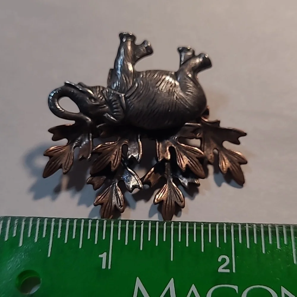 Elephant 🐘 Brooch
